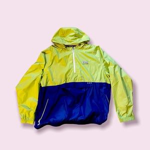 Brand: Columbia / SIZE: XLarge / COLOR: Yellow & Blue / Material: Windbreaker